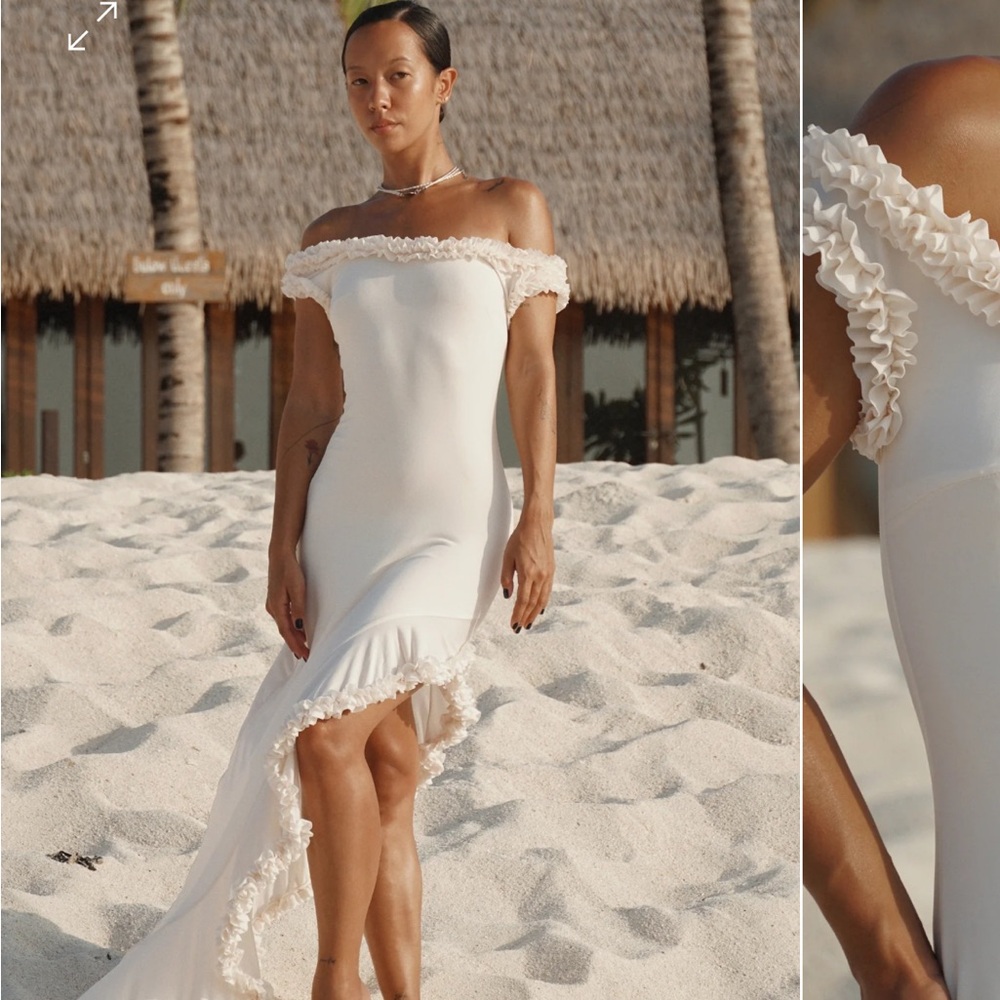 Off Shoulder Ruffle Midi Dress - Ivory